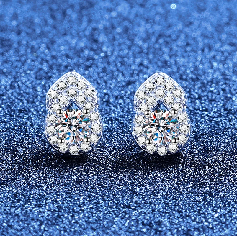 

Platinum PT950 18K Gold Moissanite Gourd Earrings, Niche Luxury Earrings, Moissanite Diamond Versatile Collarbone Chain