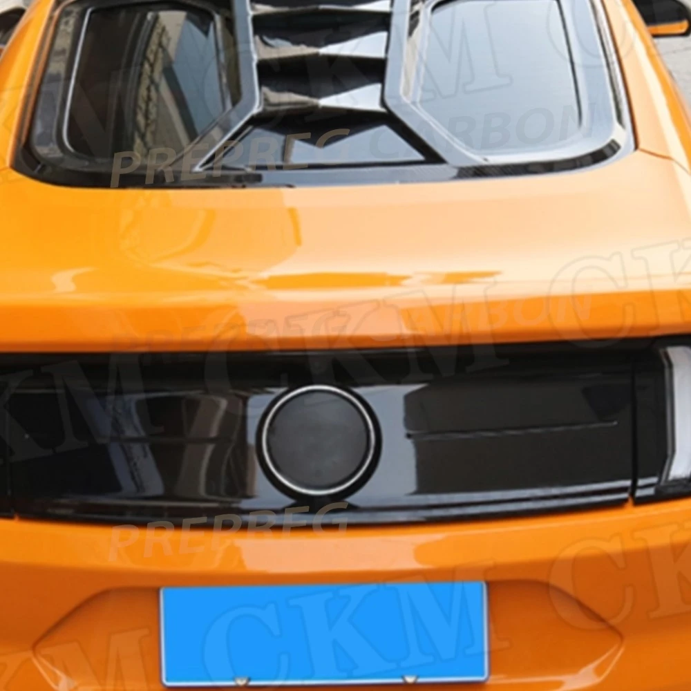 

Для Ford Mustang GT500 2015-2020: Задняя накладка на бампер из ABS-пластика с эффектом карбона