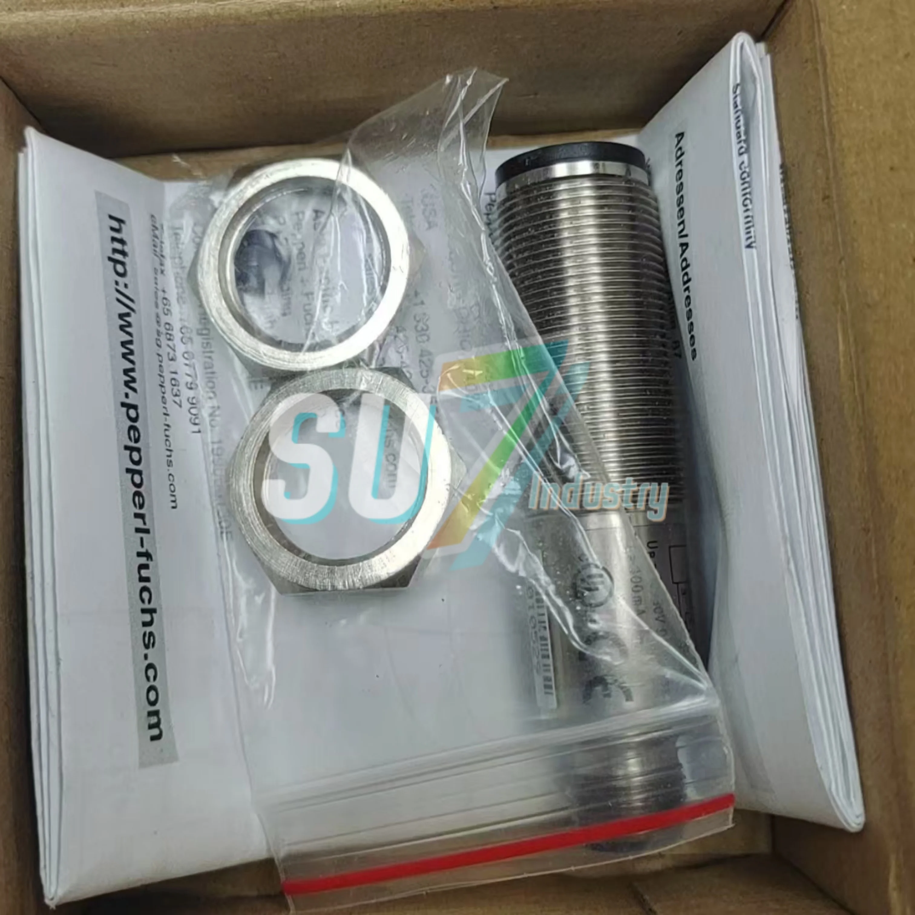 Przełącznik fotoelektryczny OBS4000-18GM60-E5-V1 OBT500-18GM60-E5-V1 Nowy w pudełku