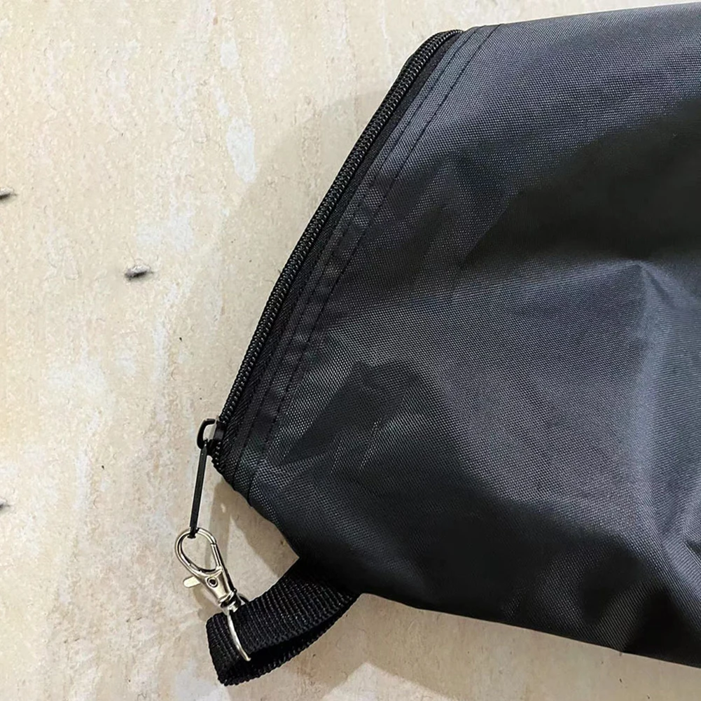 For leaf Collection Bag for Lawn Tractors and Mowers with Construction and Large Capacity to Minimize Emptying Frequency