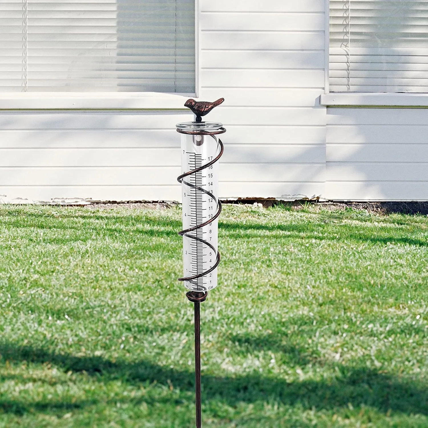 Cast iron bird hanging rain gauge with metal frame for measuring outdoor garden lawn garden decoration