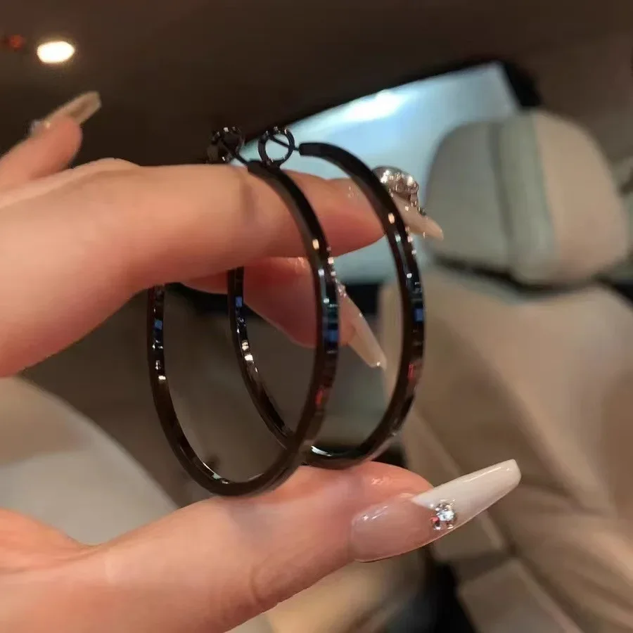 New Fashion Y2K Black Hoop Earrings for Women Jewelry Punk Big Circle Earrings Basketball Brincos Femme Gift