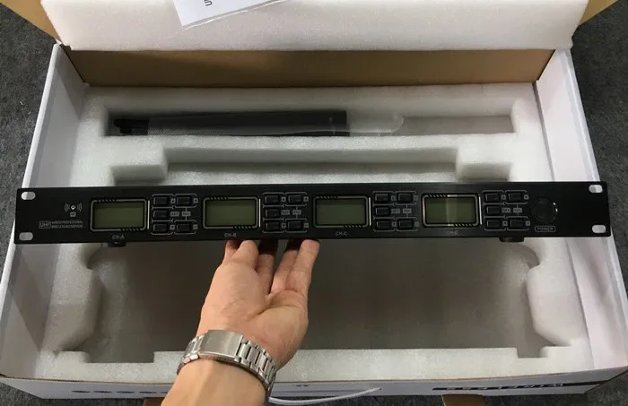 650-690 ميجا هرتز UR4000-H UHF ميكروفون لاسلكي برأس ميكروفون 4 قنوات نظام ميكروفون لاسلكي