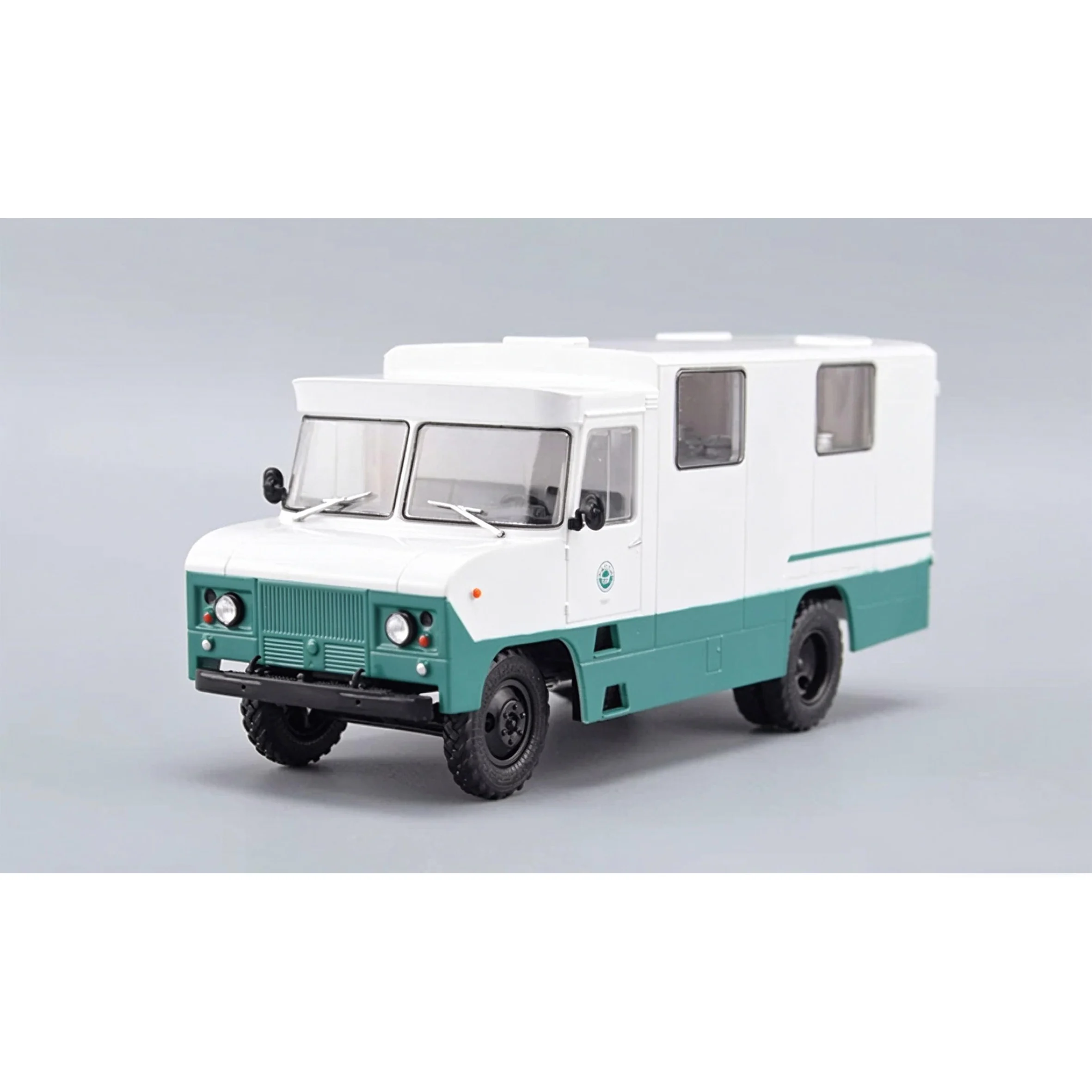 1: 43 Soviet TA-37601 refrigerated milk transport vehicle model JGRN122 static finished product model