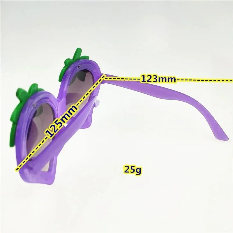 

Personalized Eyewear UV Protection Outdoor Eyewear Cartoon Sunglasses Kids Sunglasses Strawberry Sunglasses New