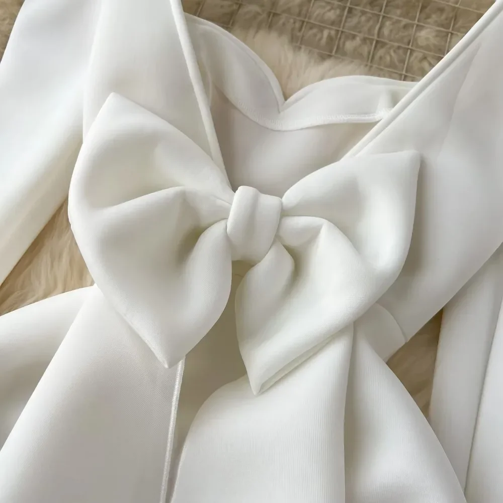 Vintage kwadratowy dekolt eleganckie, bez pleców, motylkowe eleganckie, wąskie suknie ślubne z długim rękawem, francuskie wieczorowe, główna ulica, jesienna odzież — zdjęcie 7