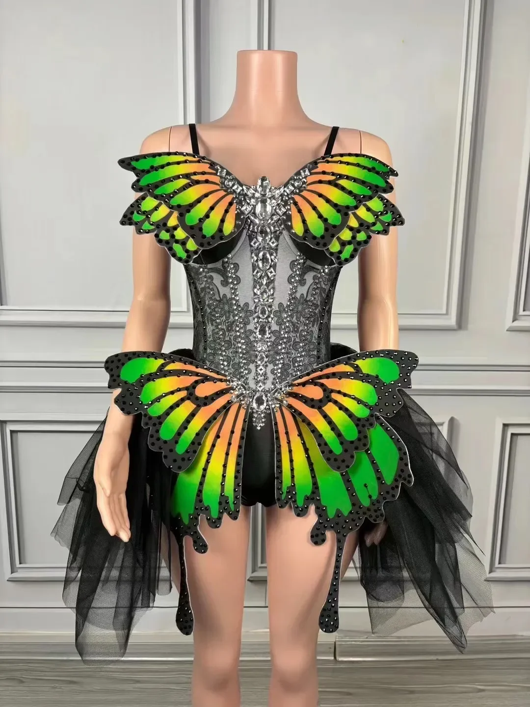 الحدث ارتداءها فراشة الجناح زي الإناث المغني تظهر حفلة الرقص فريق مرحلة الأداء فستان قصير مهرجان الملابس