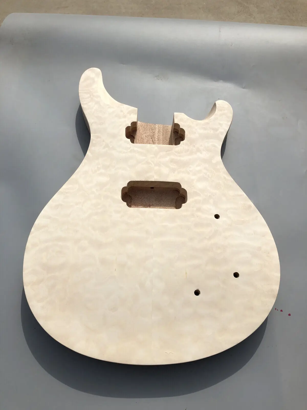 Yinfente Electric Guitar Body Replacement for HH Pickup Quilted Maple Veneer Perforated Unfinished for DIY Project Amateur