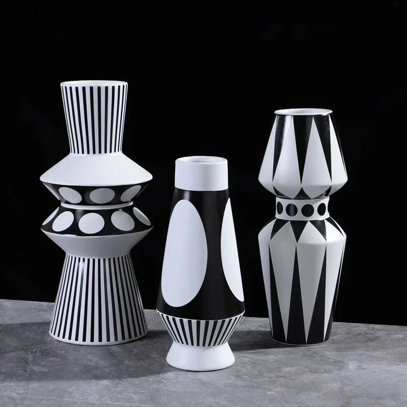 Simple Modern Black White Ceramic Vase Flower Arrangement Container Irregular Geometric Vase Living Room Countertop Decoration