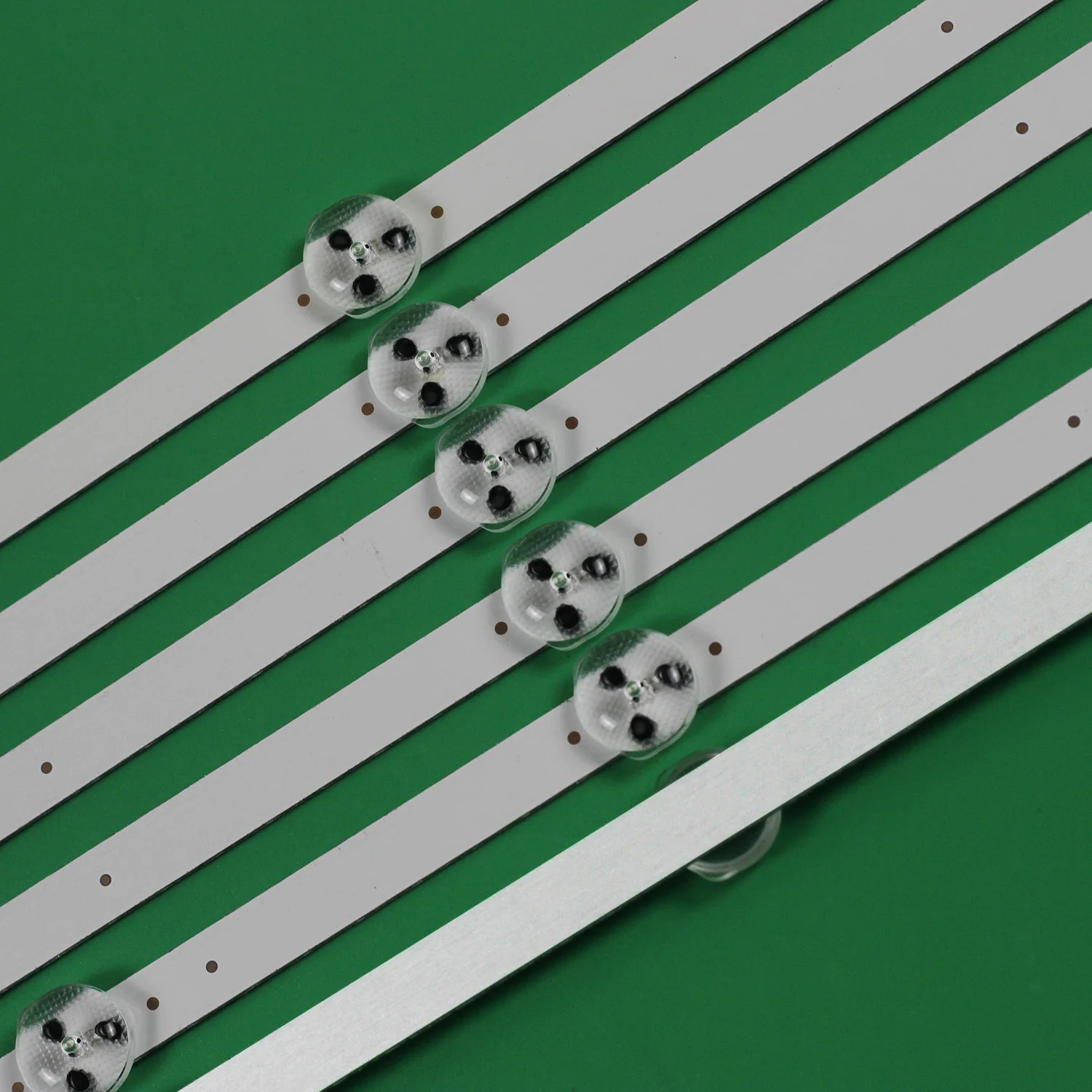 LED LT-50C750 50HB6T72UA 50HB6T72U A P50D300FP JL.D50051330-078AS-C JL.D50051330-078HS-C SVV500A51A/B_5LED SVV500A52A/B_5LED