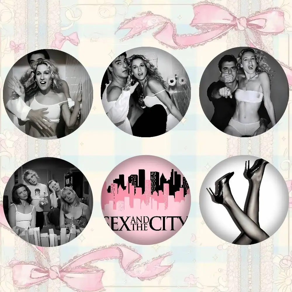 Hot Tv Sex And The City Badges 25 32 44 58 75 Mm Round Cosplay Pin Decor Fans Collect Friends Gifts Brooch Souvenir