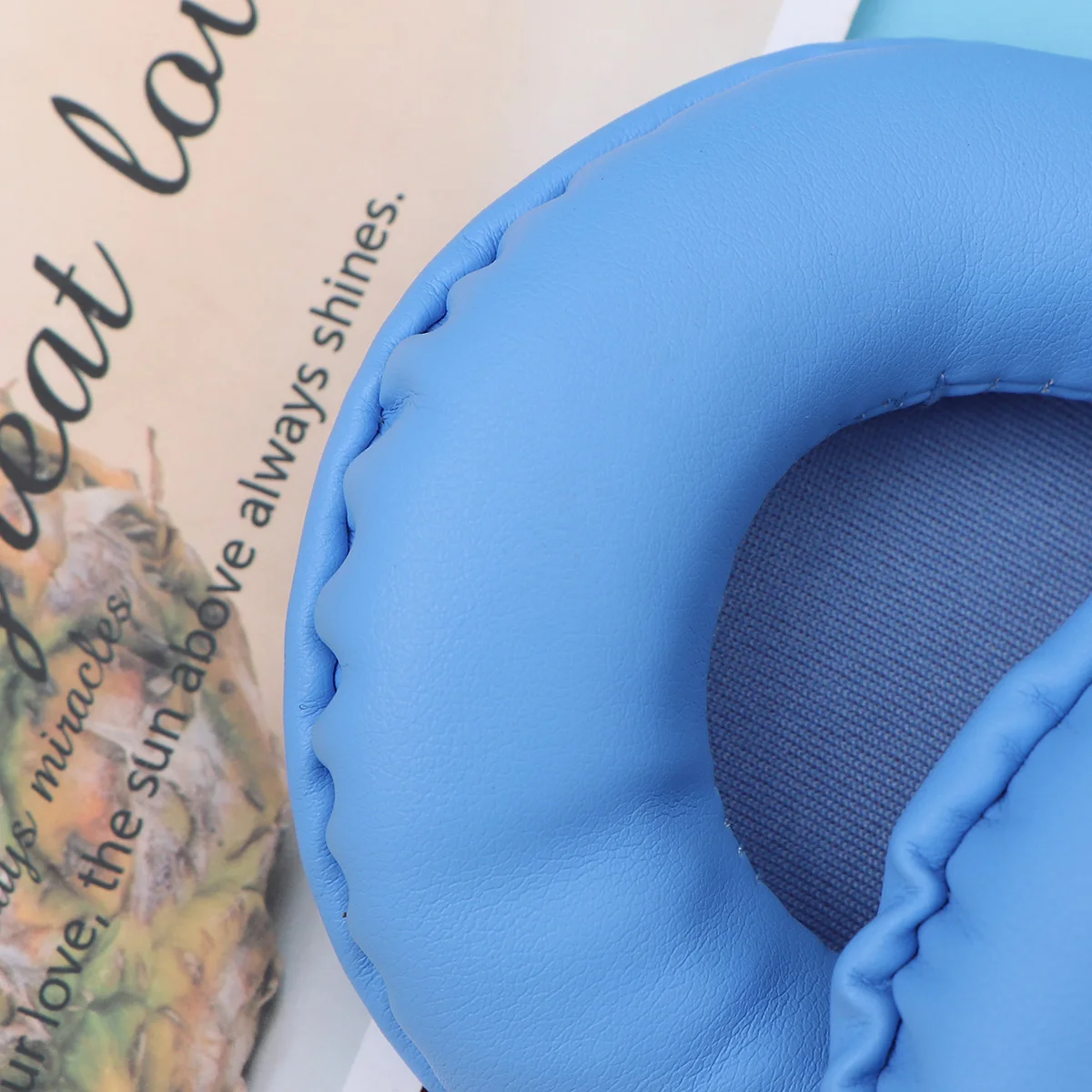 

1Pair Replacement Earpads for 1.0 2.0 Headphones Comfortable Material Durable Flexible Listening Sky