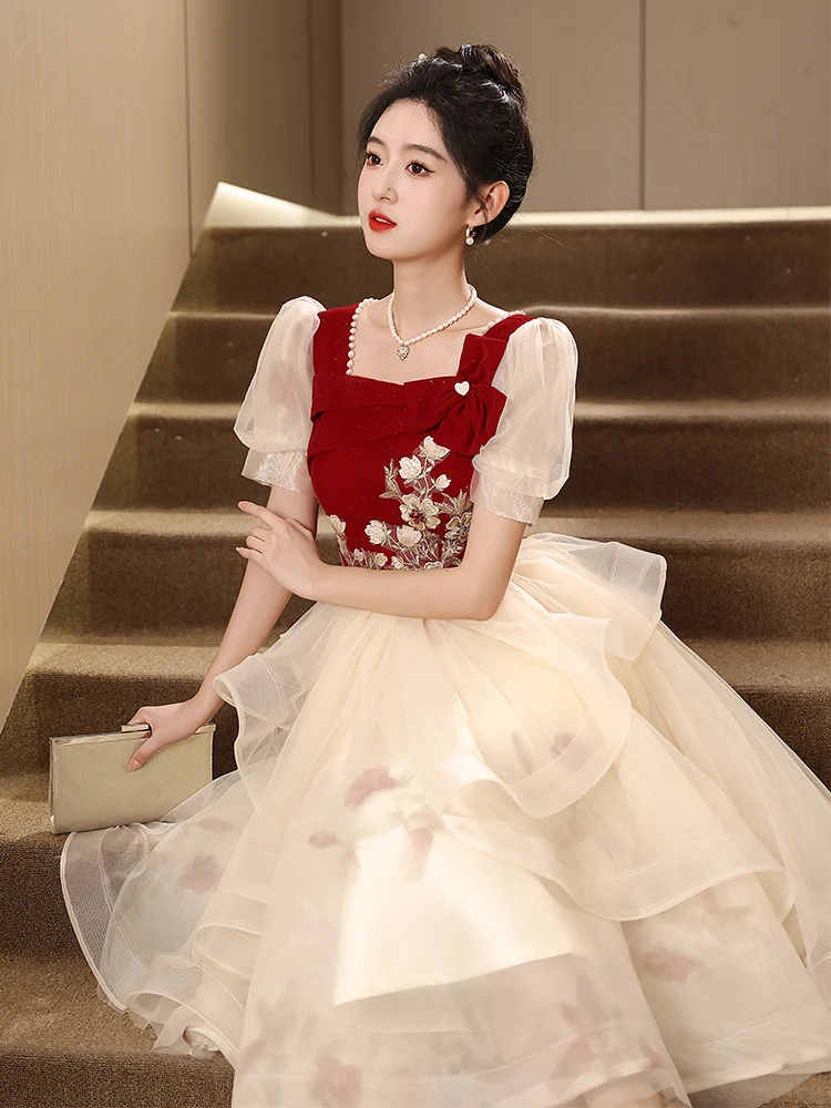 

High Waist Materni Wedding Dr Red Color Women's Faionable Floral Embroidery Bubble Sve Princ Sle Gown for Enga...