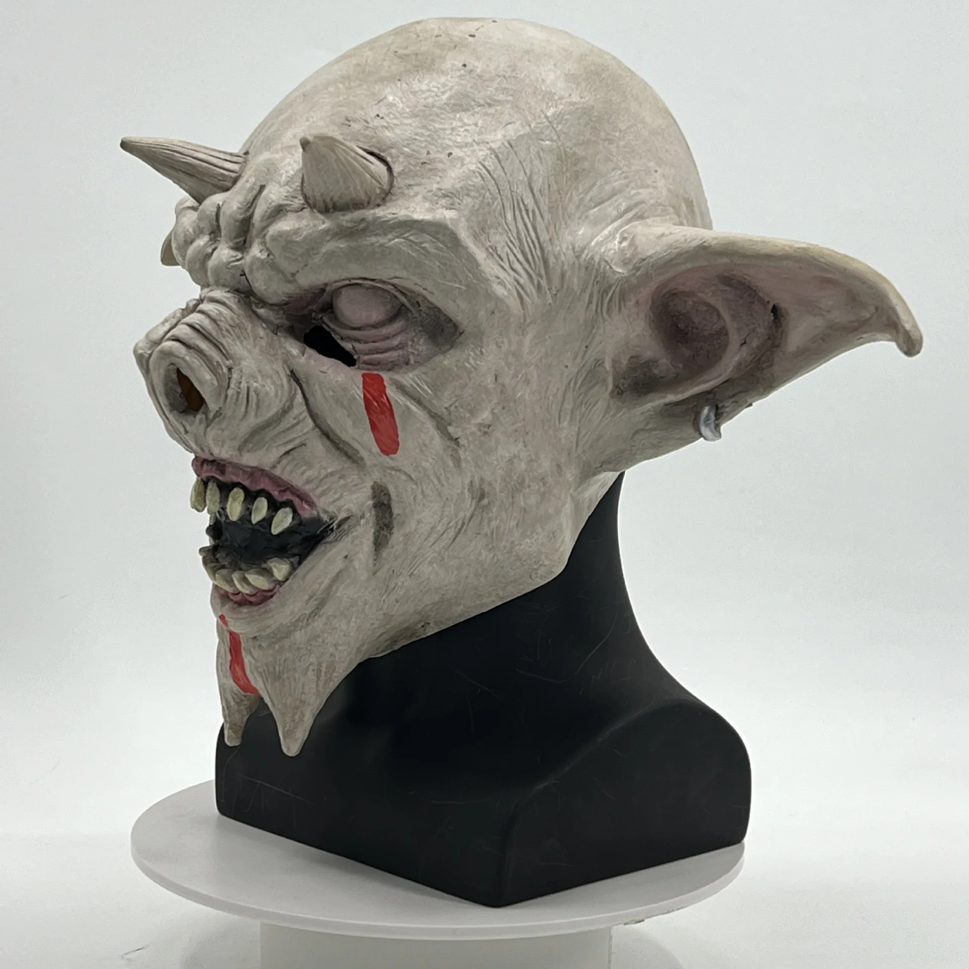 1PC 2024 New Legends of the Night Hobbit Beast Mask Horror Vampire Bat Halloween Latex Mask