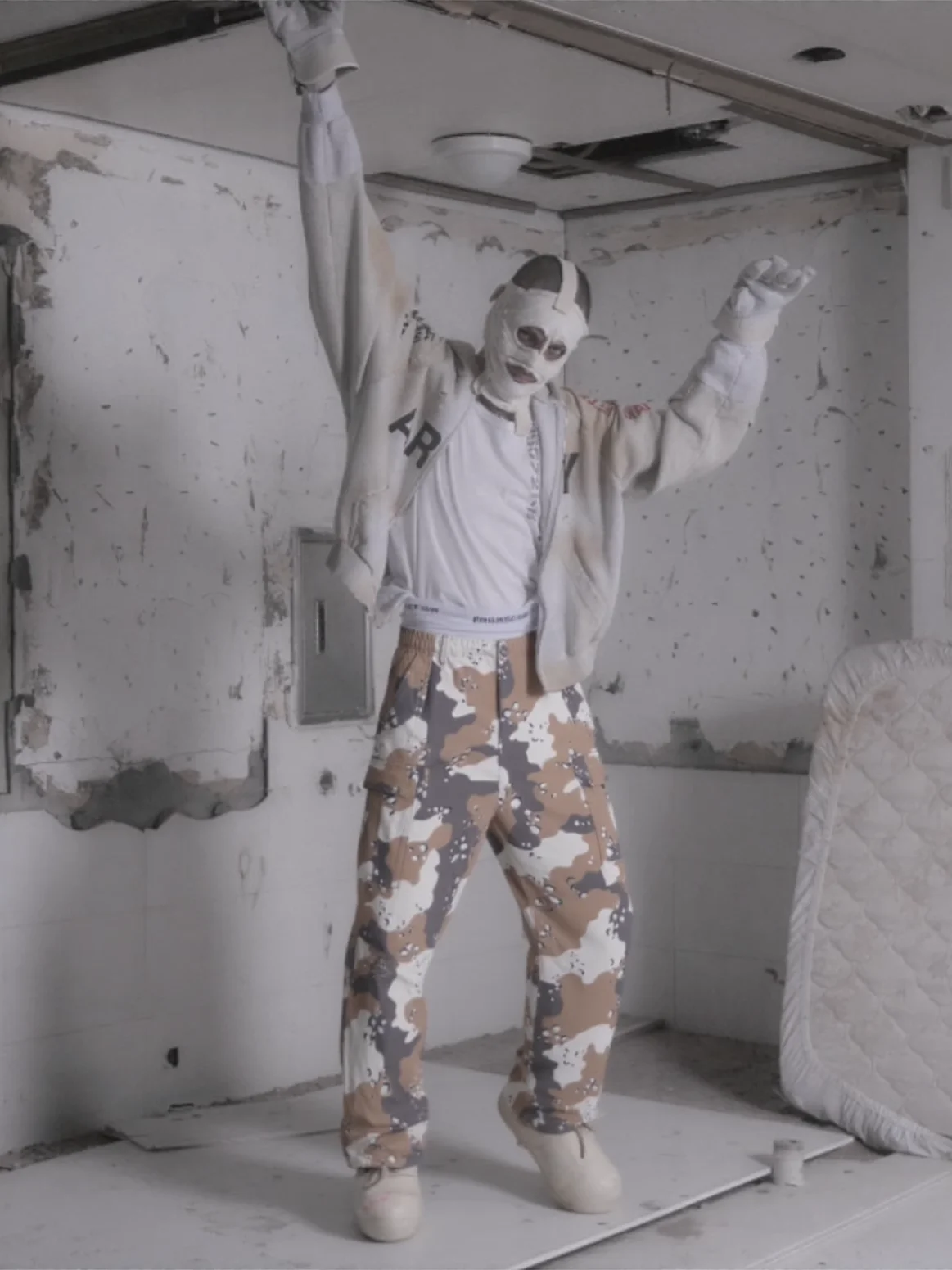 

HA7MS 25SS Desert Camouflage Pocket Work Trousers High Density 16Oz Wrinkle Resistant Casual Pants Straight Leg Long Trousers