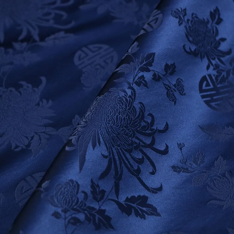 

Traditional pattern chrysanthemum old satin silk brocade jacquard fabric new Chinese style and armor