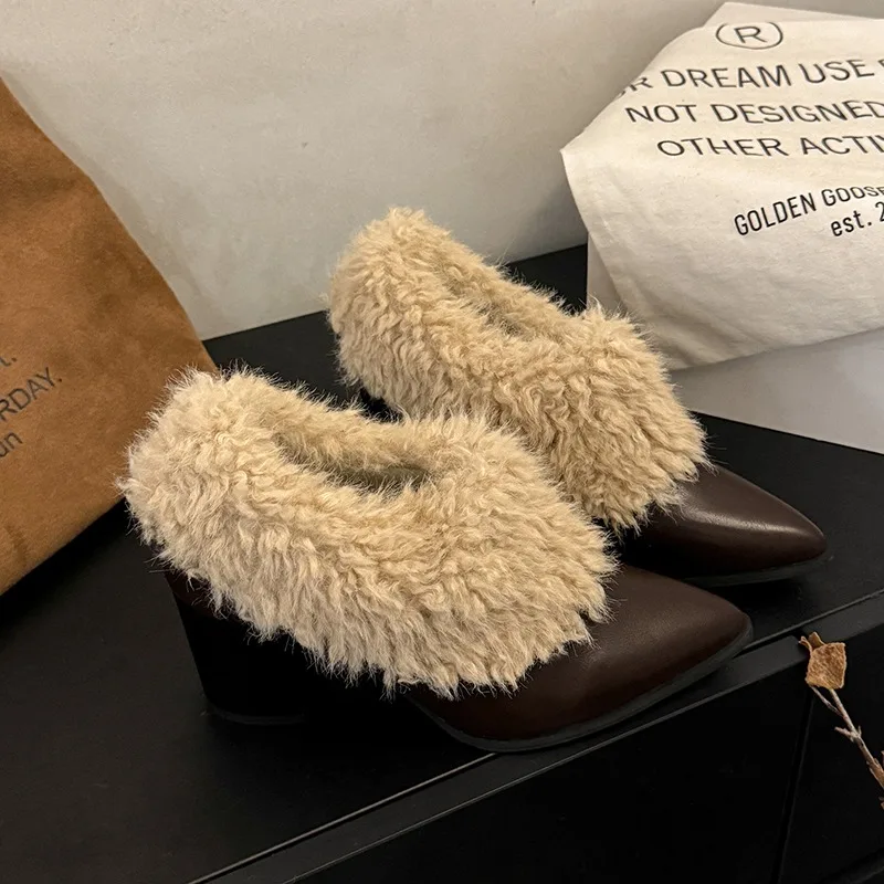 French Retro Style Plush Shoes Brown Women's Autumn Winter Fashion Faux Fur Warm Short Boots Pointed Toe Chunky Heel Botas Mujer