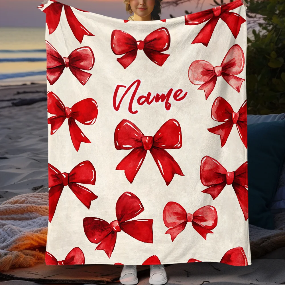 1 Stück personalisierte Flanelldecke mit Schleifenmuster – weicher, leichter Überwurf, individueller Name, Valentinstagsgeschenk für Sofa, Reisen, Wohnzimmer