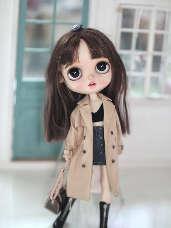 

Blythes doll suit is suitable for 1/6 OB24 30cm fashionable new long trench coat suit jacket + black strap + navy skirt 3 sets