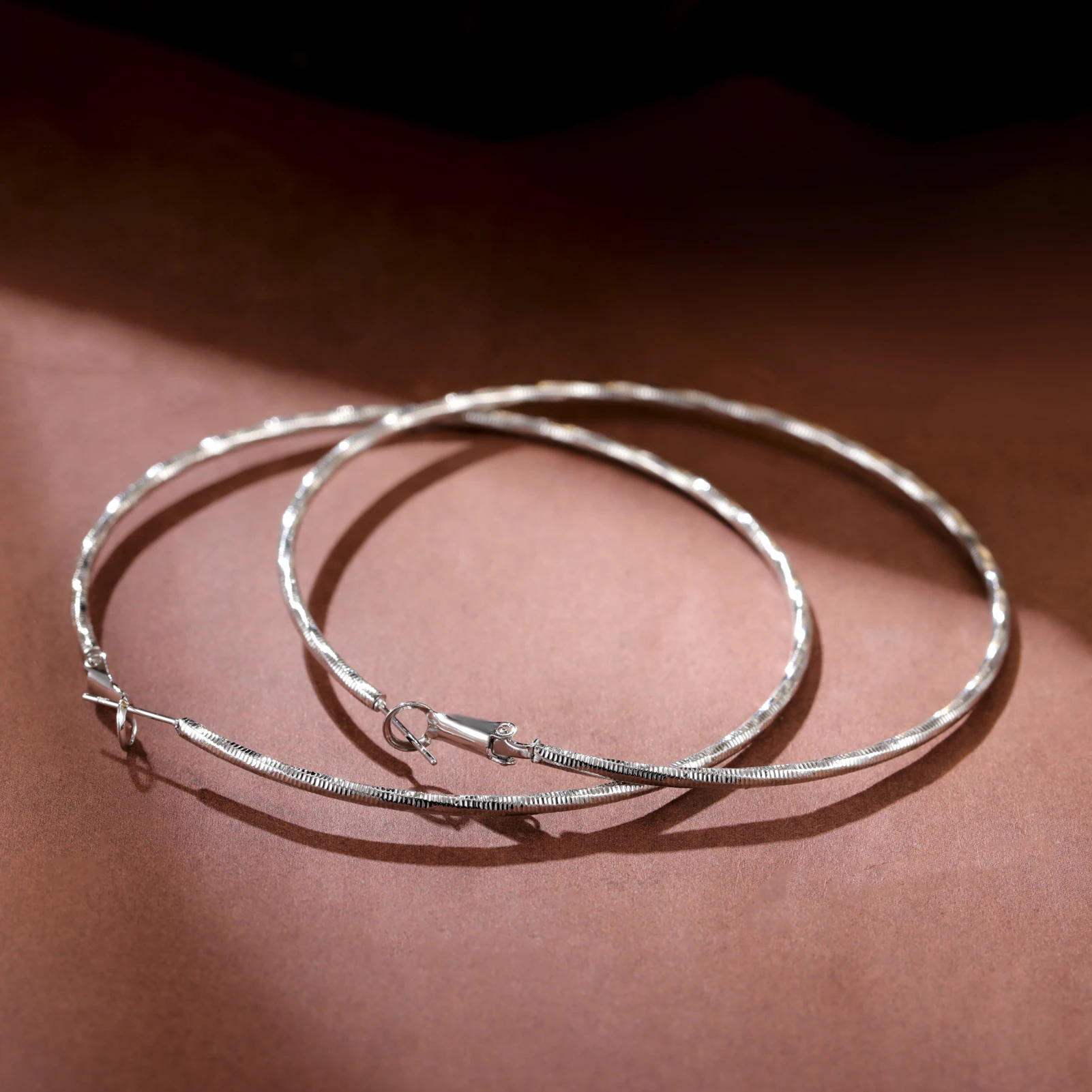 Unift موضة مبالغ فيها دائرة كبيرة هوب أقراط للنساء الفولاذ المقاوم للصدأ المعادن أقراط مستديرة هدايا مجوهرات حفلات الزفاف #2