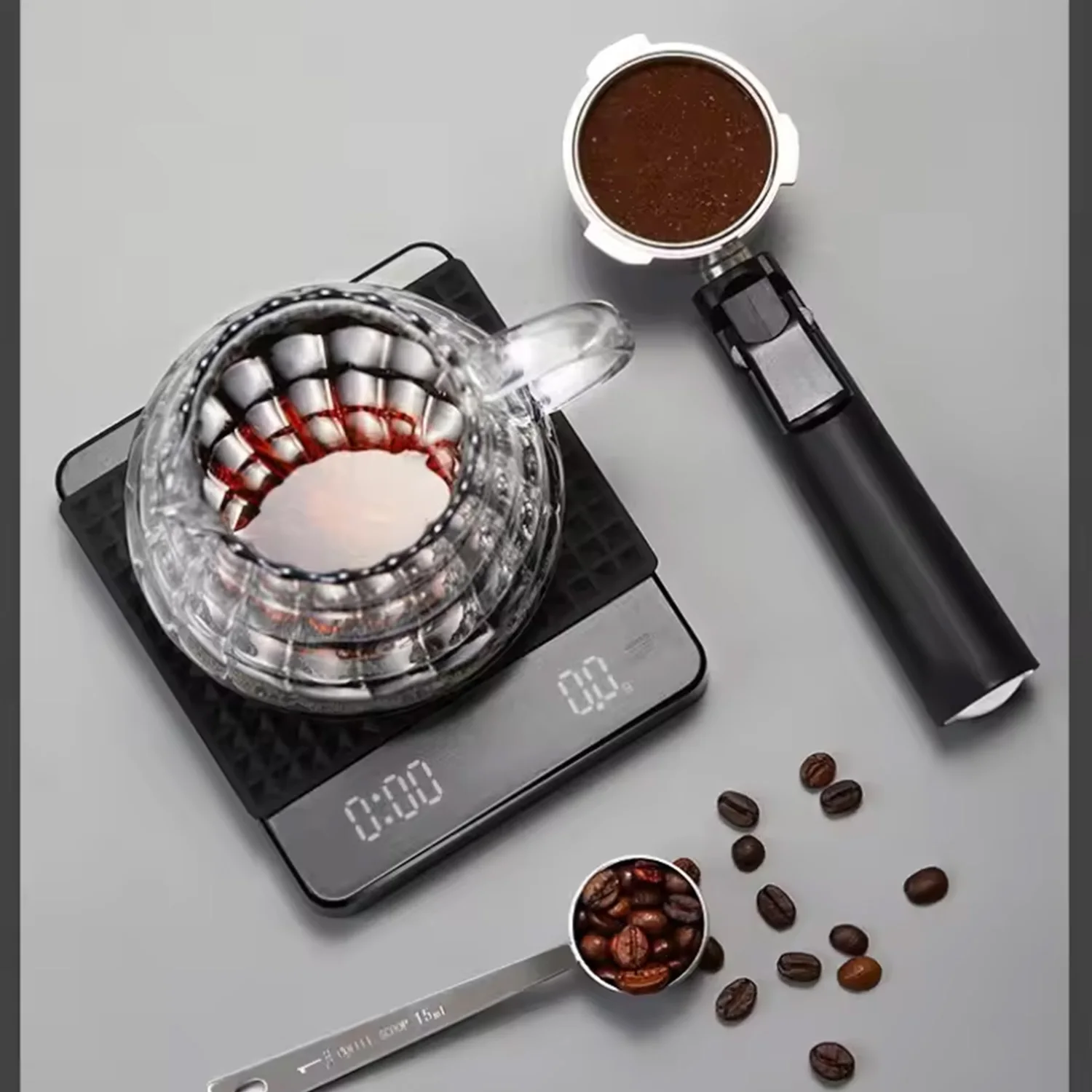 أحدث 2026 نموذج مخزن مرآة سوداء صغيرة جديدة قهوة اسبريسو مقياس المطبخ مع الوقت USB مقياس رقمي خفيف الوزن #4