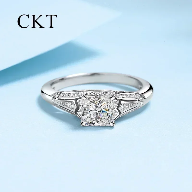 

18K White Gold High Quality Set Square 1-2 Carat Moissanite Diamond Rings for Women Platinum Pt950 Light Luxury Fine Jewelry