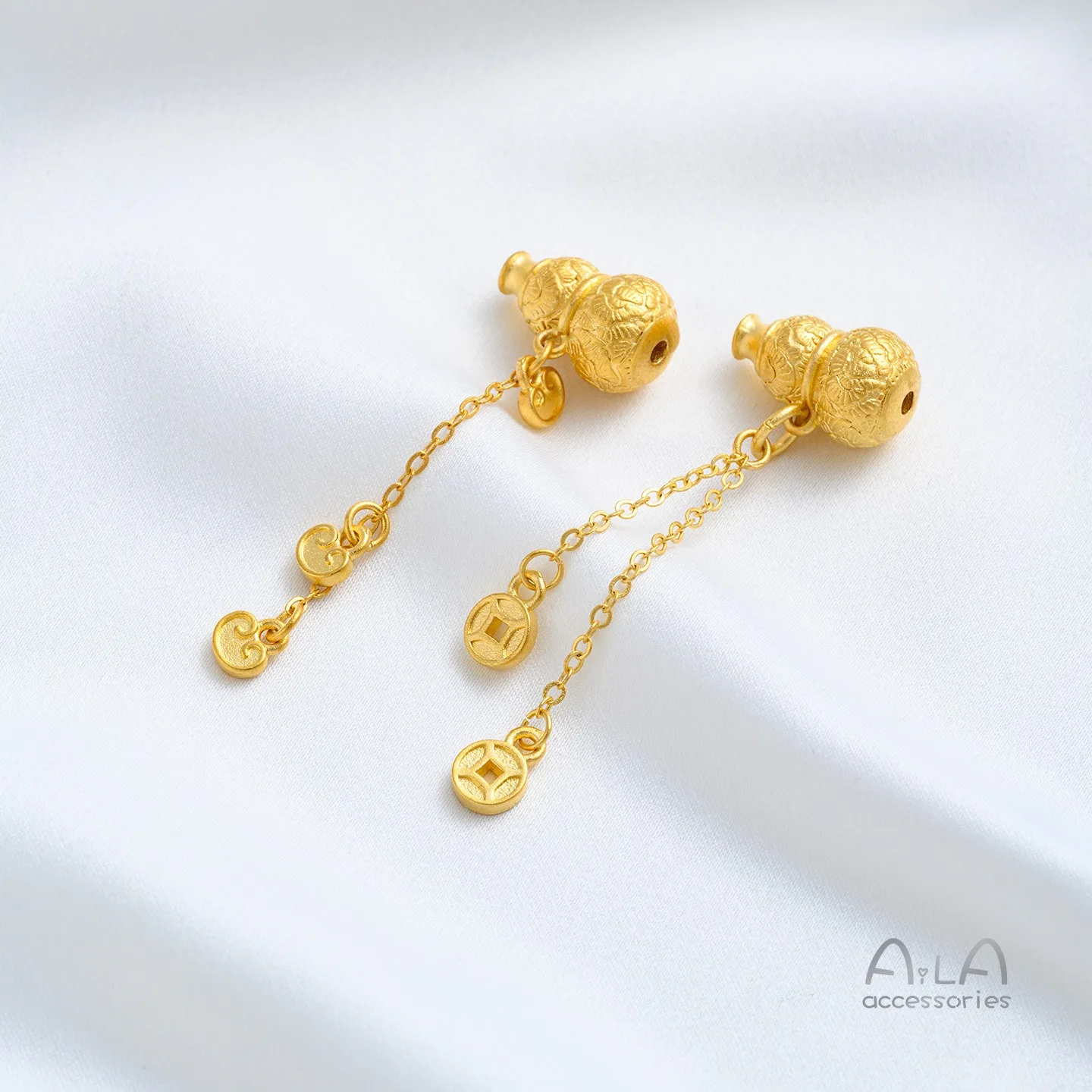 24K Gold Plated Brass Patterned Gourd Copper Coin Charms Smooth Gourd Cloud Tassels DIY Jewelry Making Findings