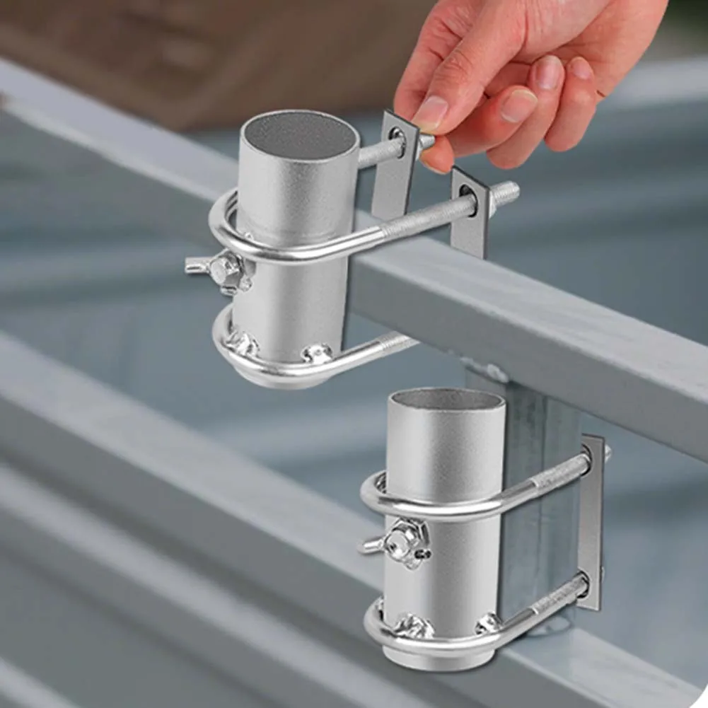 Piastra di montaggio Staffa di fissaggio dell'antenna Finitura anticorrosione Configurazioni flessibili Costruzione resistente per tubi fino a 42 mm