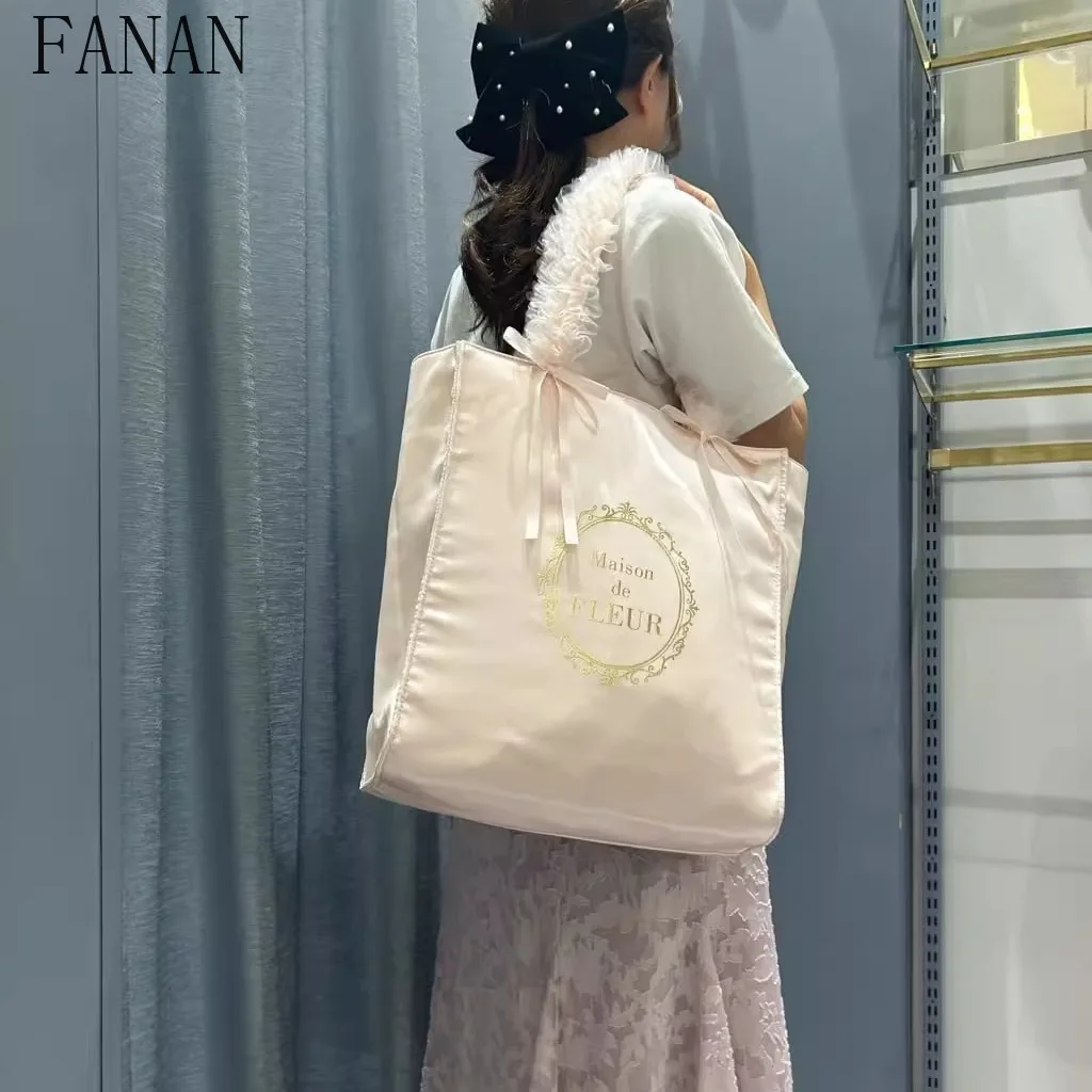 2025 جديد لطيف موضة حقائب اليد النسائية شبكة لوتس ليف الدانتيل المحمولة حقائب كتف عادية Crossbody حقيبة صغيرة النمط الياباني