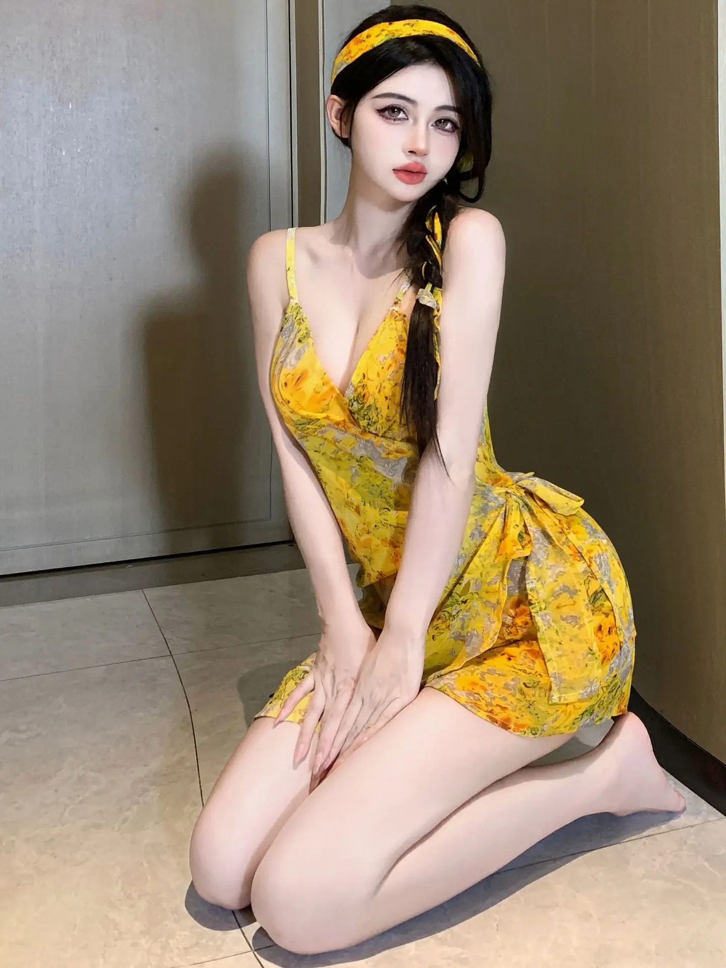 Yellow Flowers Mini Dress Belt New Sexy V Neck Tight Fairy Dress Elegant Fashion Sweet Korean Women Tops New Spice Girls YZW0