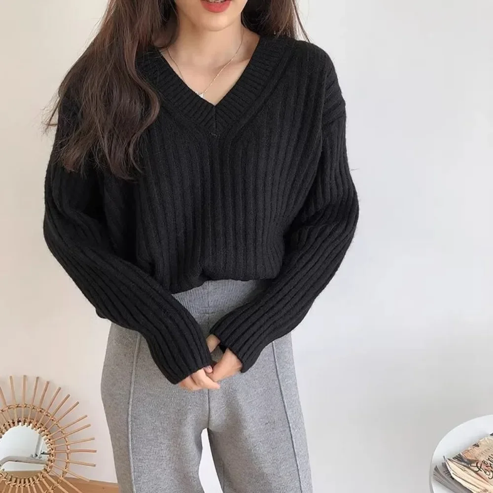 Women Retro V-neck Knitted Sweater Autumn and Winter New Soft Waxy Loose Knitted Sweater Oversized Long-sleeved Jumper