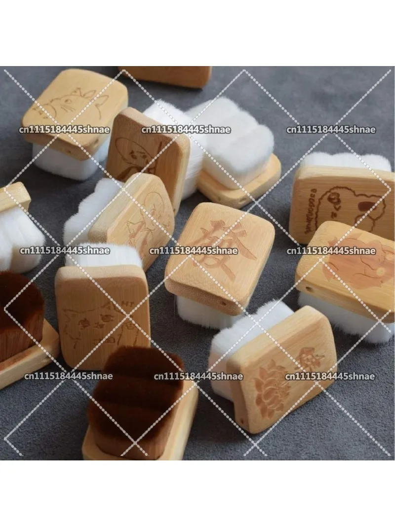 Mini cute bamboo green sandalwood Wenwan brush peach pit  peach pit diamond bodhi brush wood carving brush polishing