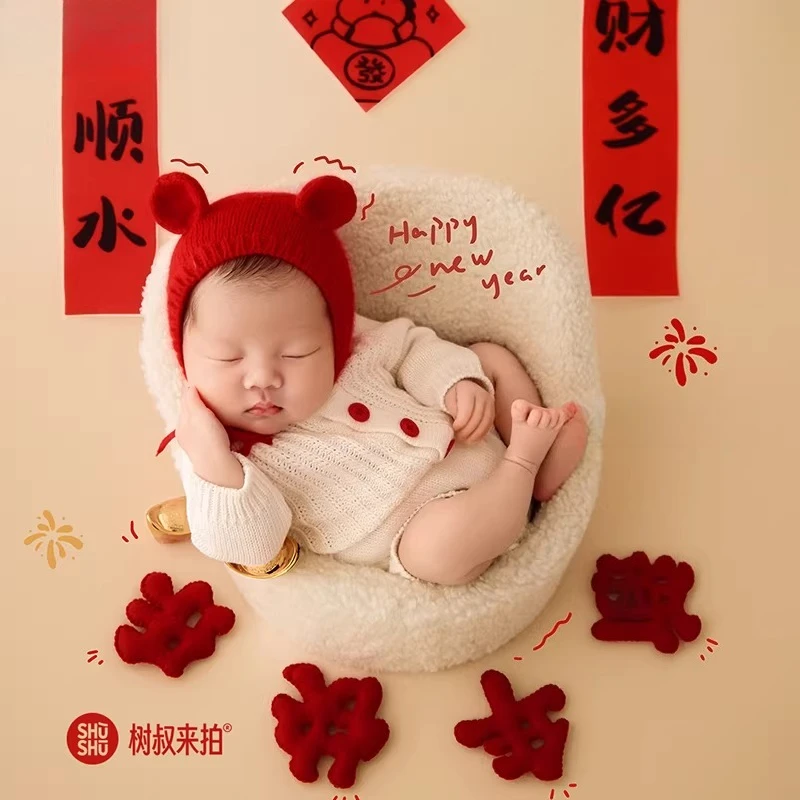 2026 Horse New Year Newborn Photography Props White Knitted Outfit with Red Hat Spring Festival Couplets for Studio Photoshoot