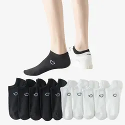 10 Pairs of Black and White Women's Cartoon Expression Ankle Socks