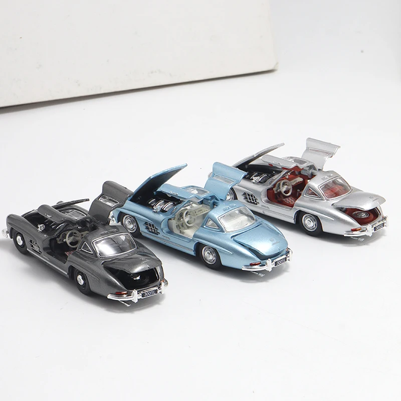 재고 있음: 1:64 1955 300SL W198 갈윙 도어 다이캐스트 시뮬레이션 합금 자동차 모델, 소년 선물 장난감, 성인 수집용 전시품.