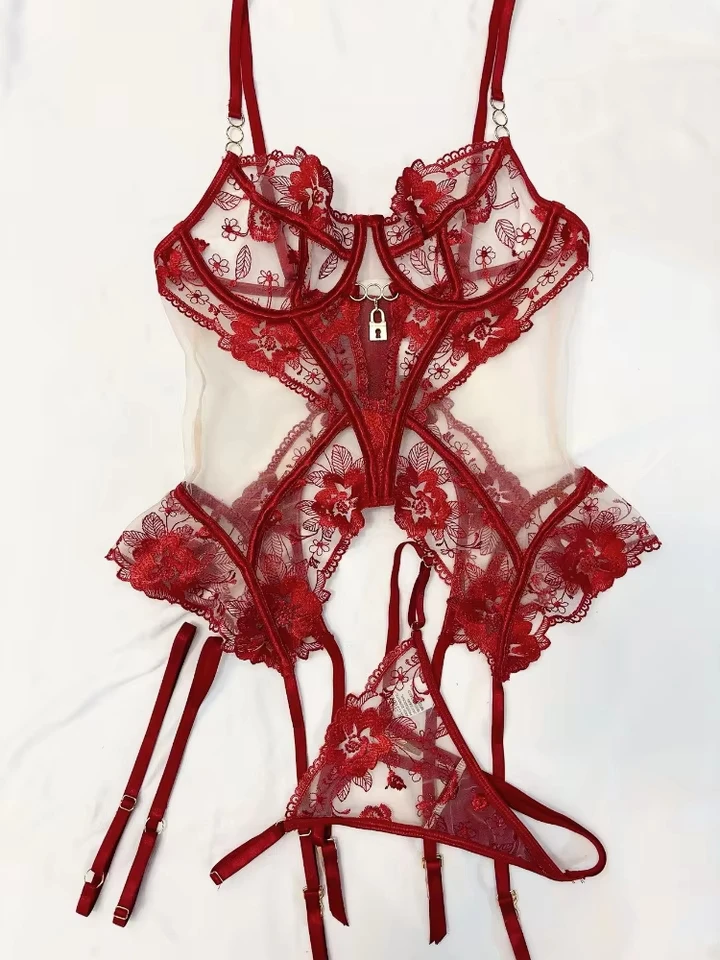 Bikini sexy bra set with sheer mesh and lace lingerie three-piece set