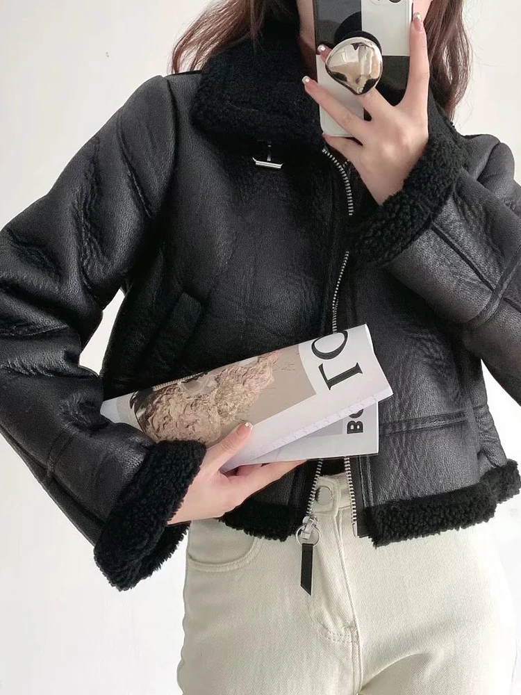 Vintage Women Faux Leather Fleece Jackets 2023 Autumn-Winter Fashion Ladies Warm Short Jacket Motobiker Female Chic Outerwear