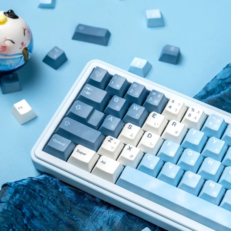 

Snow Woman Theme Keycaps Set Customized PBT Sublimation Cherry Profile Keyboard Cap for Gaming Mechanical Keyboard Accessories