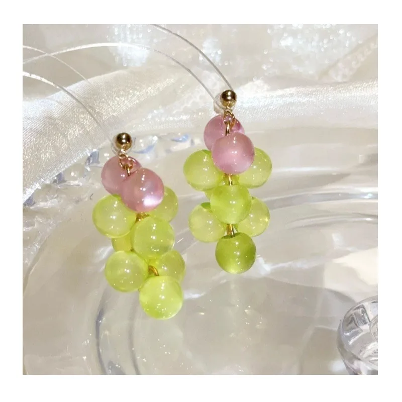 

Juicy Grape String Earrings Women's Ear Clips Women's No Ear Piercings High-end Temperament New Popular Girly Earrings