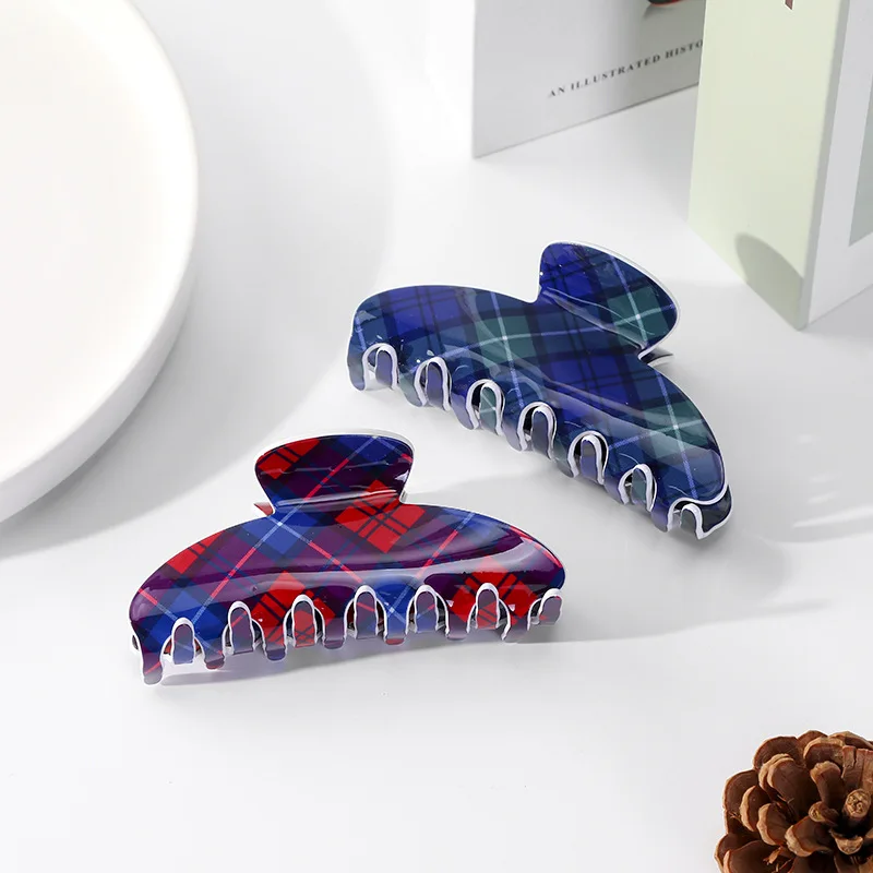 

1pc classic red and blue check large hair claw, ins style design,contrasting color shark clip for updo at the back of the head