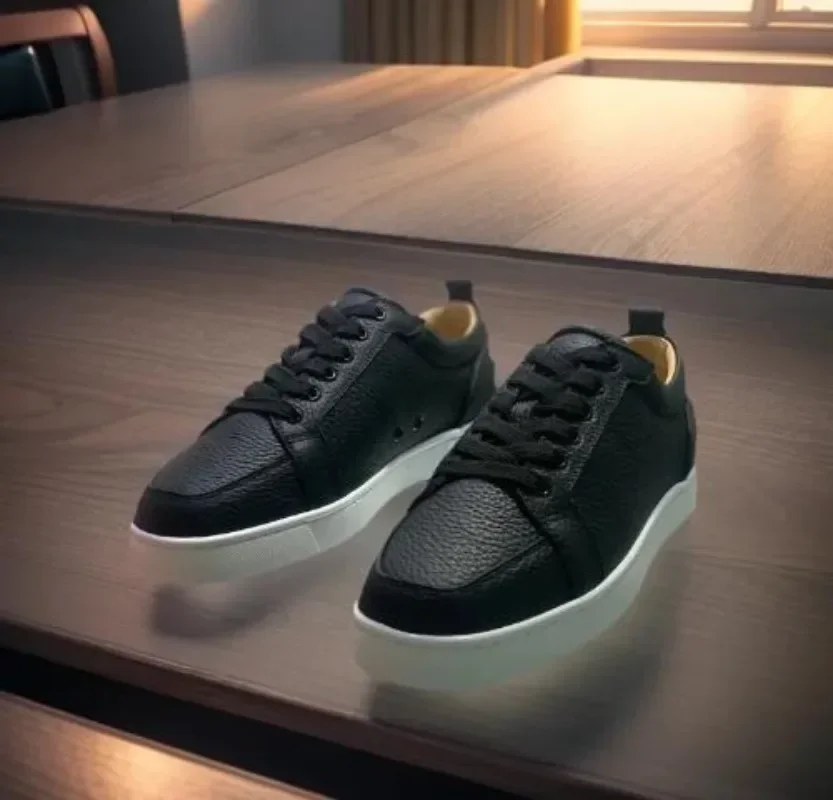 Lage Top Rode Onderkant Schoenen Voor Mannen Luxe Merk Trainers Rijden Spiked Klinknagels In Zwart Lychee Lederen Sneakers Witte Zool