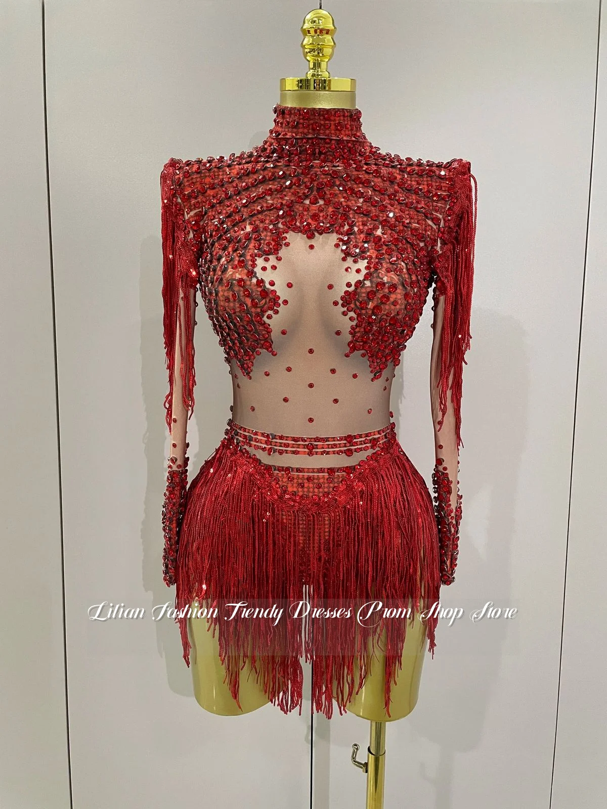 

Великолепное красное коктейльное платье на заказ, великолепное платье с высоким воротом и аппликацией из кристаллов, бальное платье для особых случаев, бахрома, вечеринка по случаю дня рождения