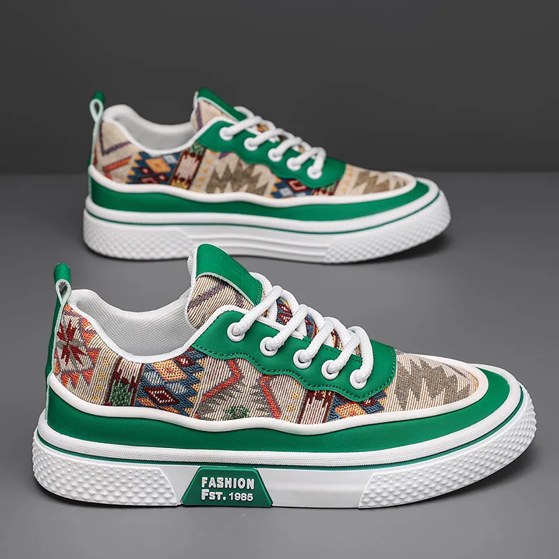 

Spring/Summer 2025 new breathable and versatile casual sports Korean-style printed canvas shoes for trendy men