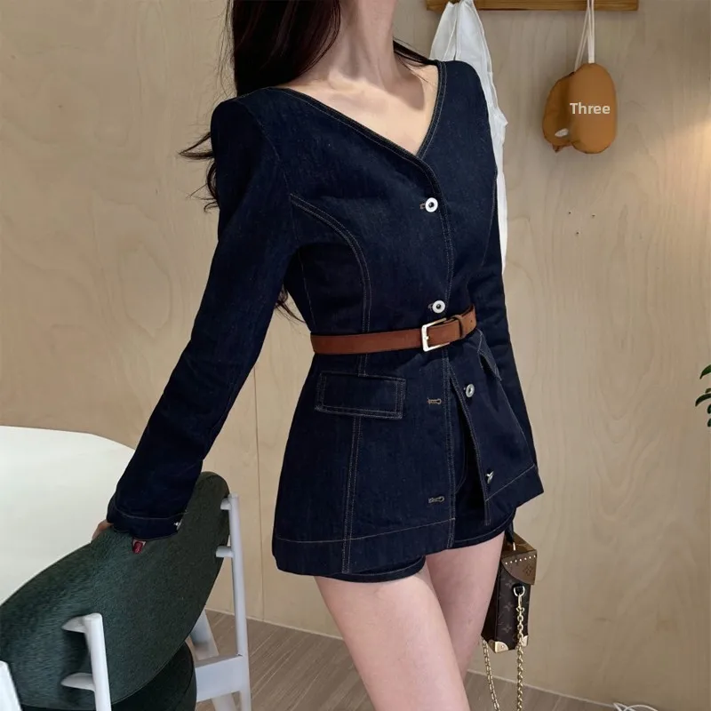 

Новинка осени 2022, женские модные облегающие джинсы, топ и орты, комплект из двух предметов, модный наряд на пуговицах с застежкой на талии