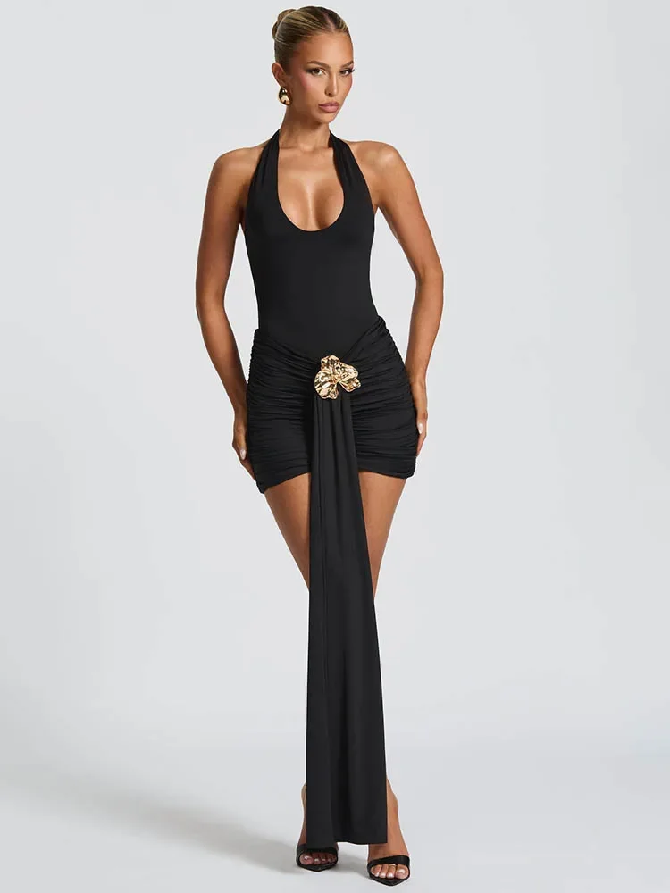 XIAOTANG Fiore di Metallo Drappeggiato Increspato Mini Vestito Sexy Delle Donne Veste di Modo Halter Backless Senza Maniche Aderente Club Vestito Da Partito Nuovo