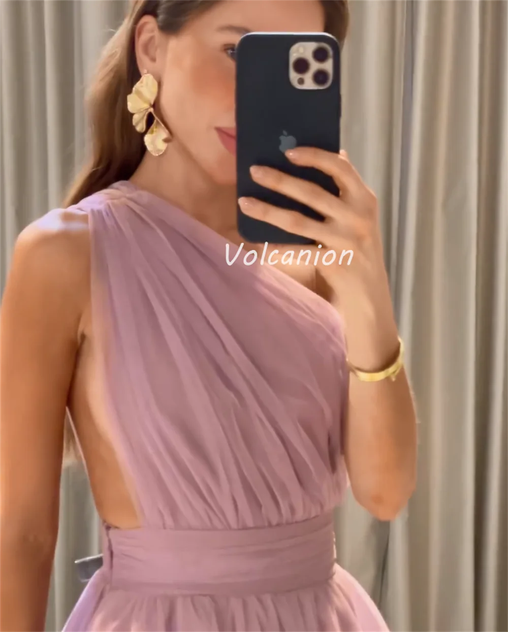 Vestido de fiesta drapeado escalonado con pliegues de tul elegante de estilo moderno personalizado vestidos largos de un solo hombro vestidos para ocasiones a medida a juego