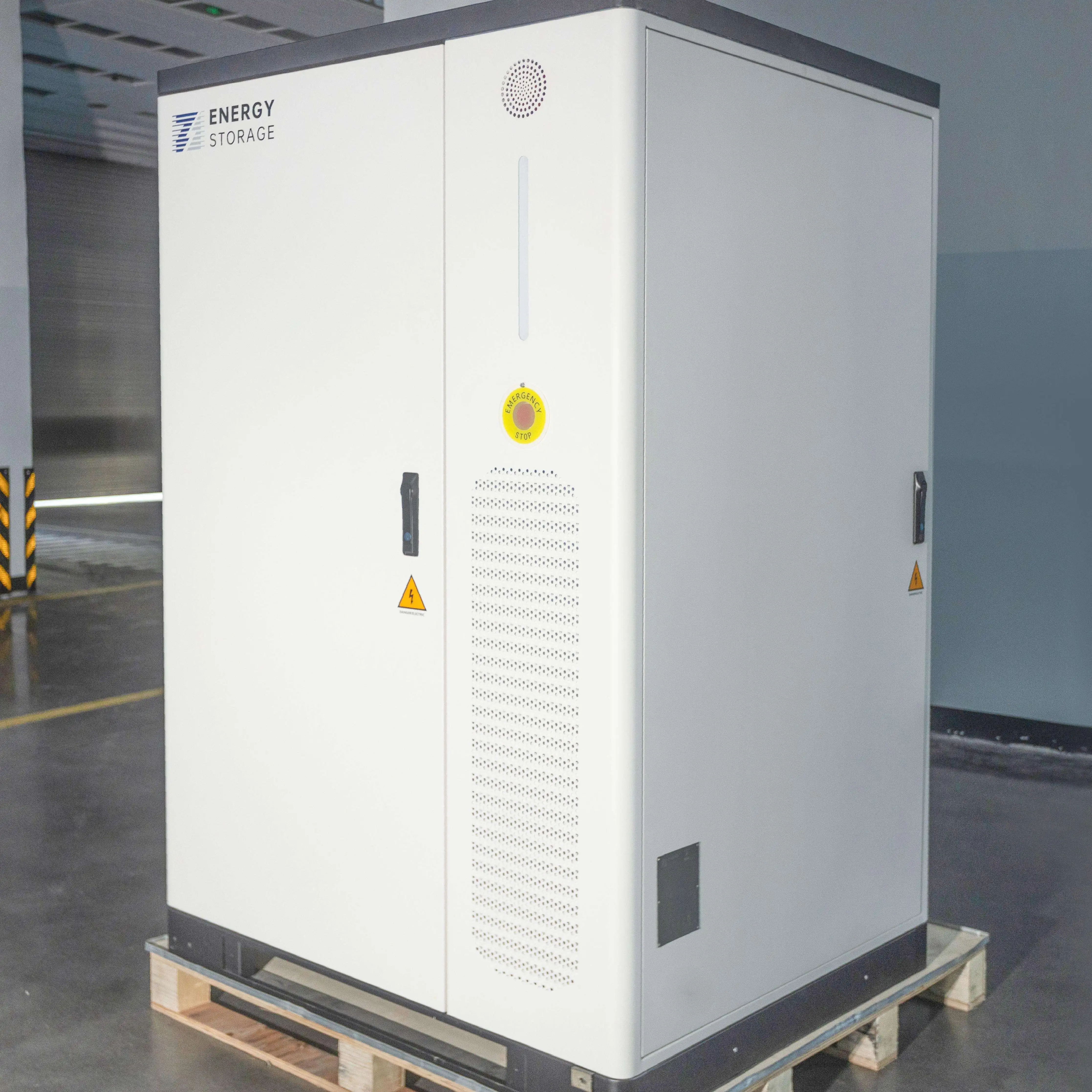 بني نظام تخزين الطاقة بطارية ليثيوم 100kwh التجارية الصناعية 115kwh 230kwh 241kwh ESS Lifepo4 بطاريات للمصانع