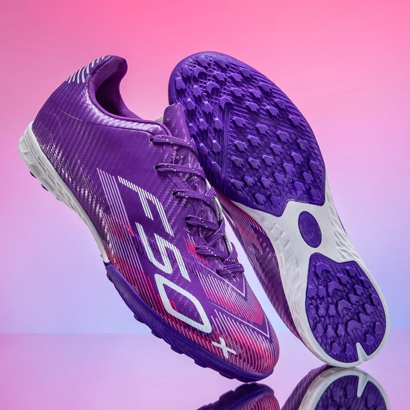 New Men Soccer Shoes Match Training Shoes Grass Sport Non-Slip Sneakers Professional Outdoor Football Boots Ultralight Unisex