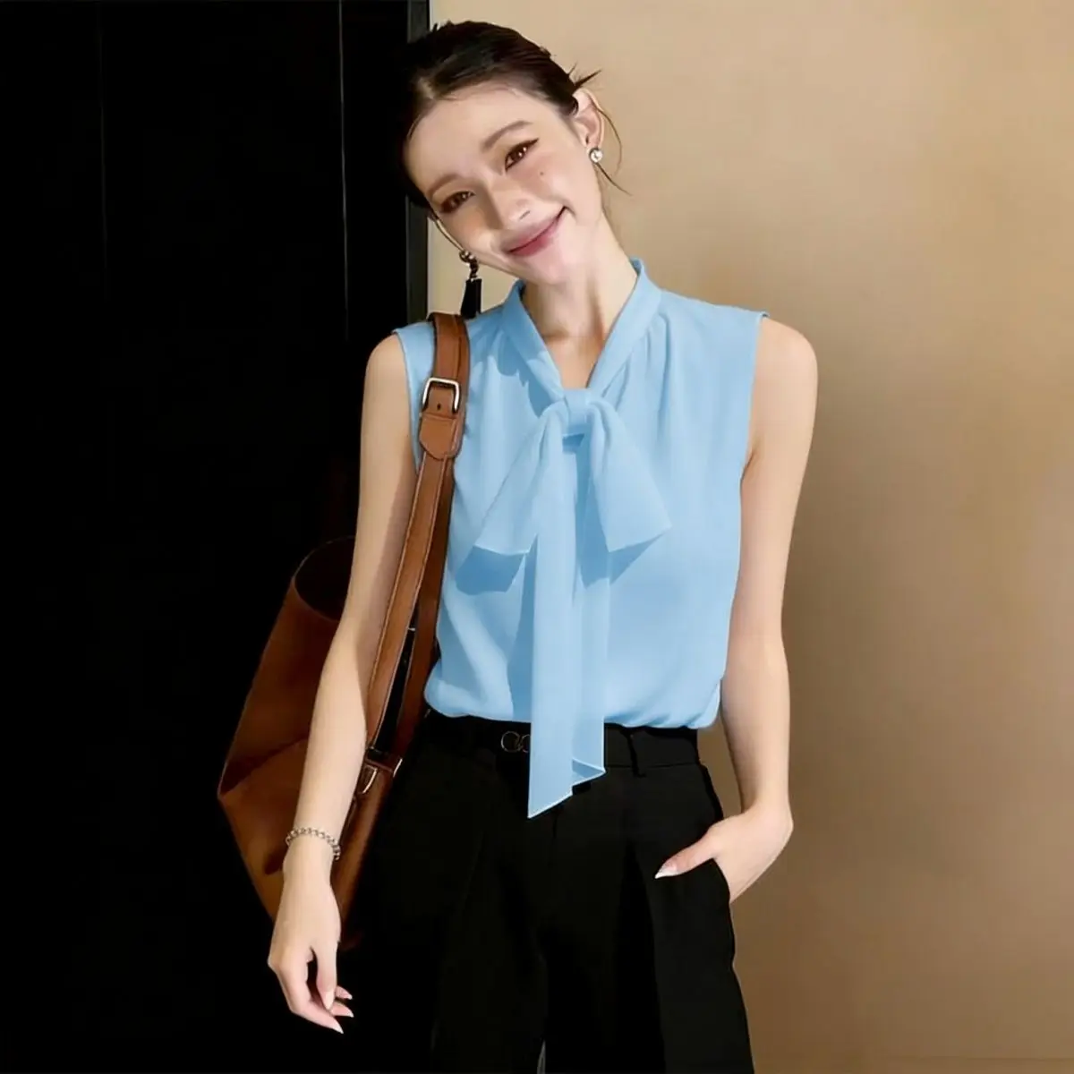 

Women's Chiffon Sleeveless Vest Casual Loose Fit Summer Fashion Outerwear Knot Shirt Top Polyester Fiber Thin Model