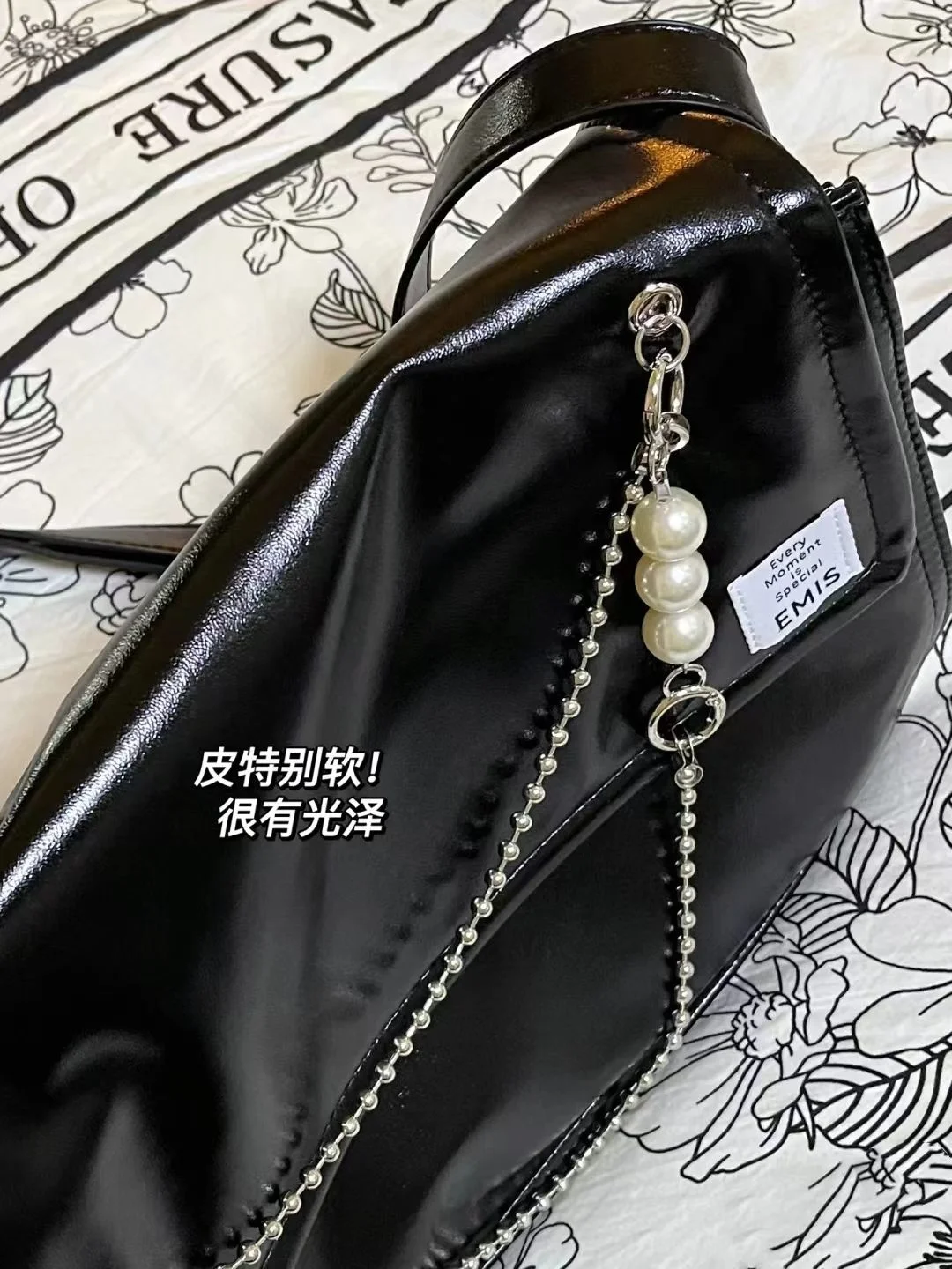 Spring 2023 Women\'s Tote Bag Large Capacity Shoulder Crossbody Bag Women Leather Handbags Messenger Bags Trending Bookbag